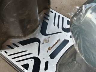 STAINLESS STEEL FOOT MATT FOR SUZUKI AVENIS 125